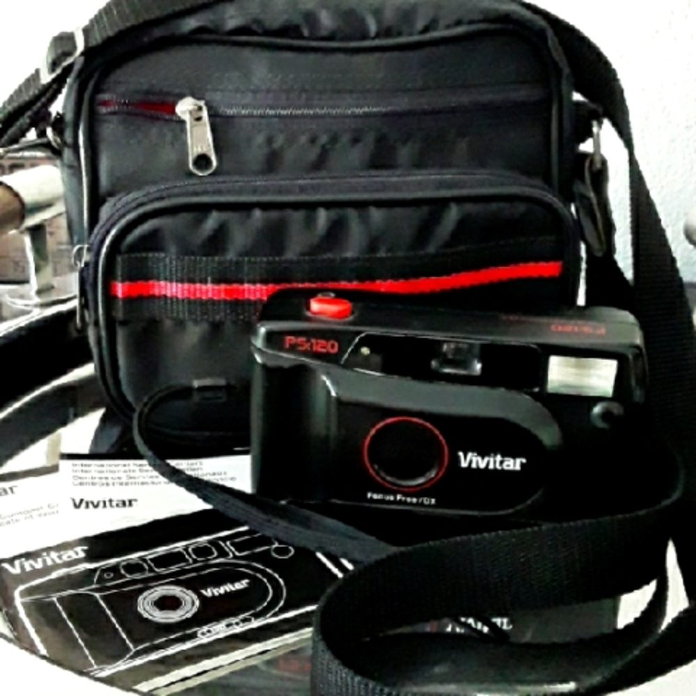 VIVITAR PS:120 Point & Shoot 35mm Camera & Original Case